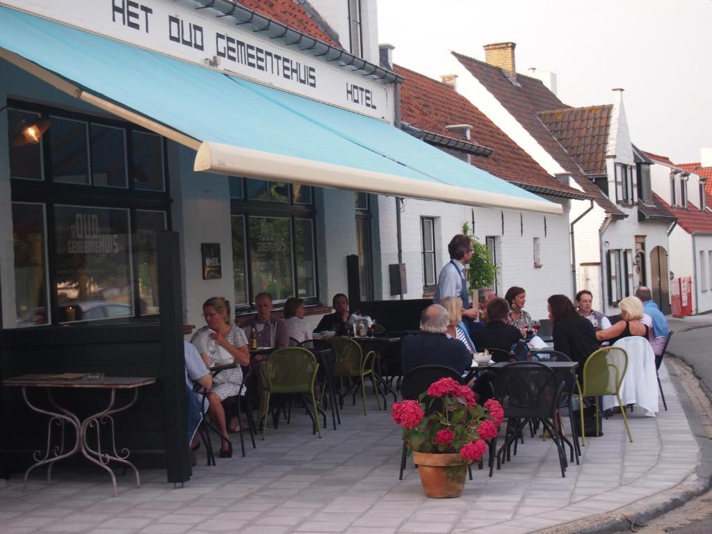 Hotel Het Oud Gemeentehuis Дамме Экстерьер фото