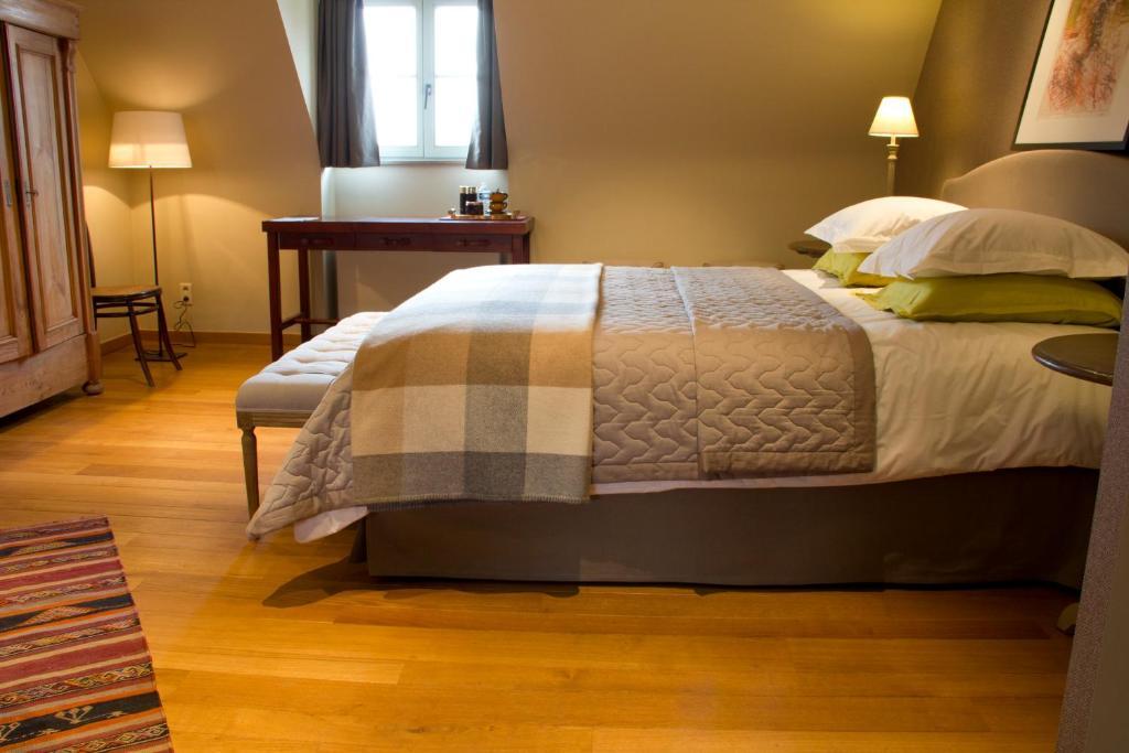 Hotel Het Oud Gemeentehuis Дамме Номер фото
