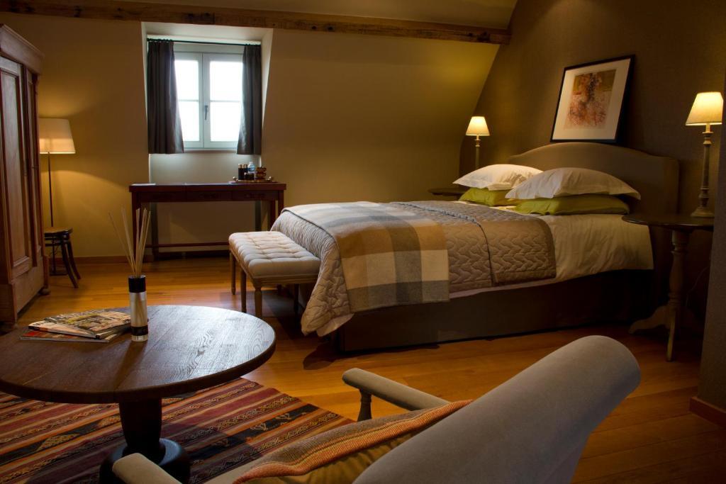 Hotel Het Oud Gemeentehuis Дамме Номер фото